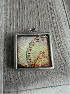 Jewel Kade Vintage Ferris Wheel Square Pendant Charm